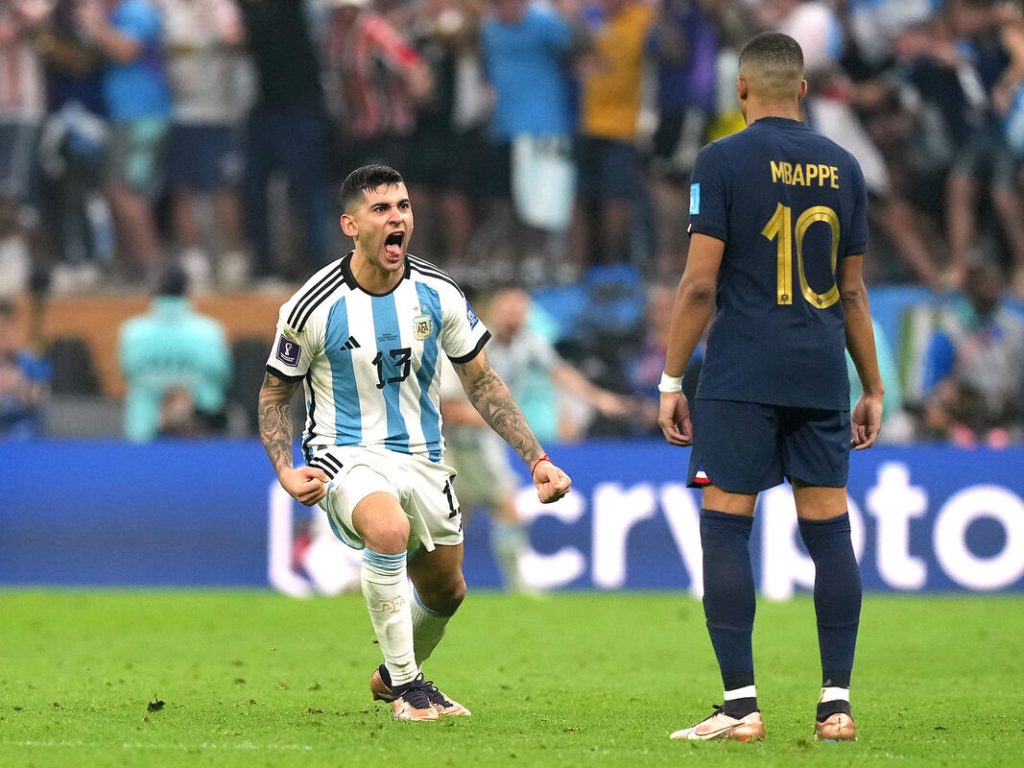 Cầu thủ người Argentina dần khẳng định tài năng của mình Cầu thủ người Argentina dần khẳng định tài năng của mình