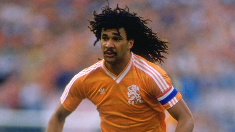 Cầu thủ Ruud Gullit, cái tên duy nhất trong lịch sử có thể chơi ở mọi vị trí trong bóng đá Cầu thủ Ruud Gullit, cái tên duy nhất trong lịch sử có thể chơi ở mọi vị trí trong bóng đá
