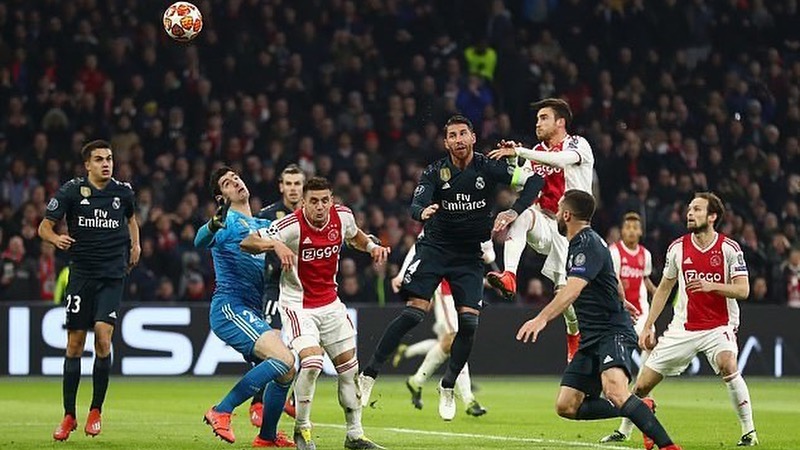 Khi Ajax chạm trán Real Madrid đã tạo nên một kỷ lục Khi Ajax chạm trán Real Madrid đã tạo nên một kỷ lục