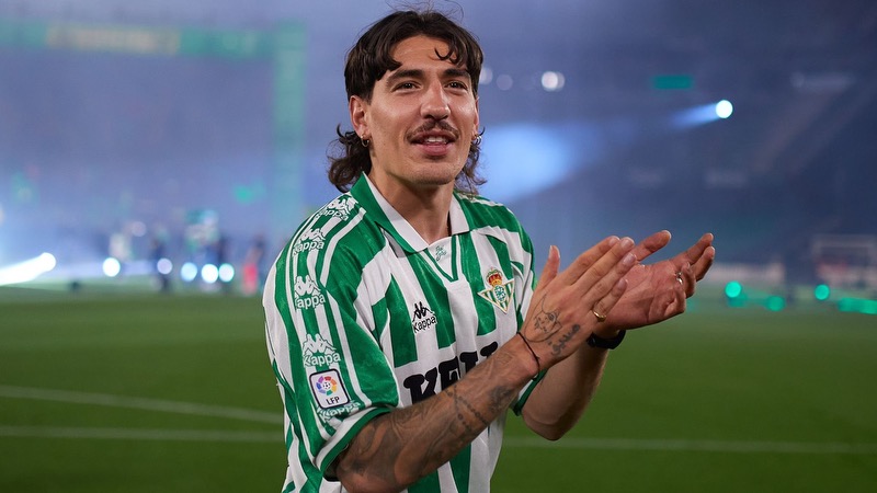 Cầu thủ Hector Bellerin - Sàn diễn thời trang cứu vãn sự nghiệp sân cỏ 1 Cầu thủ Hector Bellerin - Sàn diễn thời trang cứu vãn sự nghiệp sân cỏ